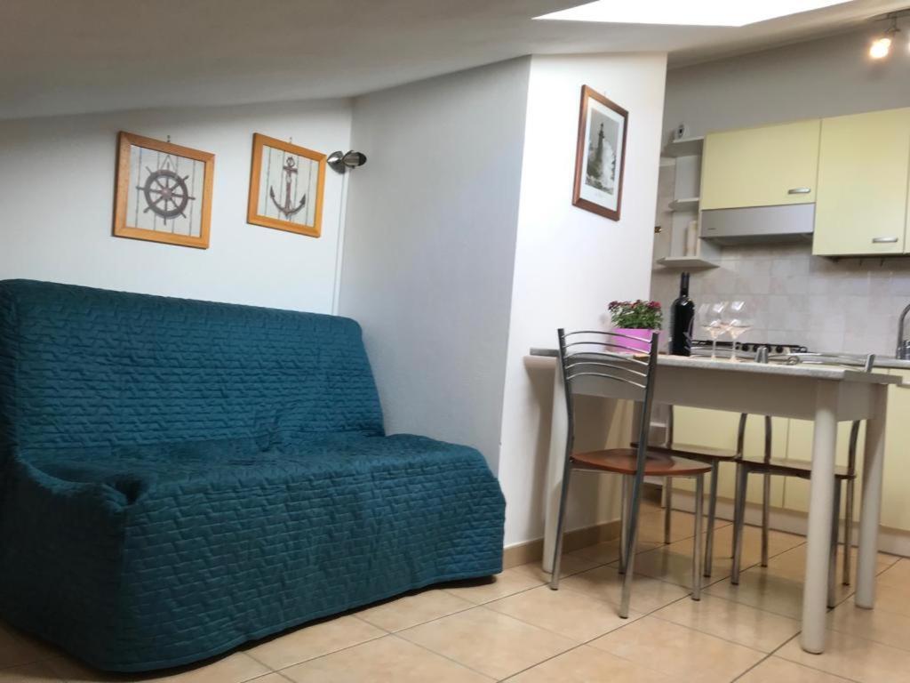 La Mansardina Apartment Porto Torres Ngoại thất bức ảnh